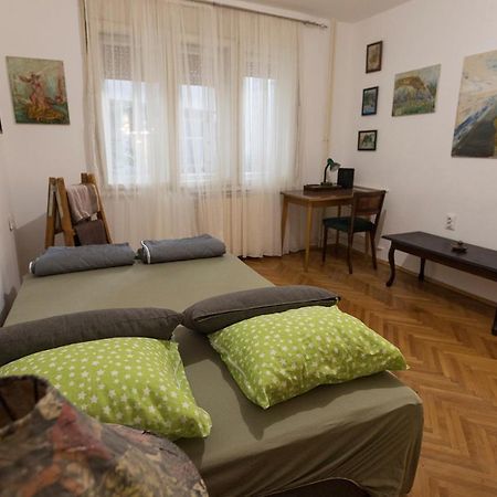 The Pioneers Home 2 Skopje Bagian luar foto